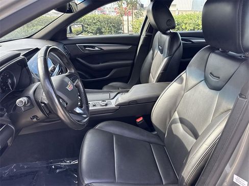 Used 2023 Cadillac CT5 Luxury image 17
