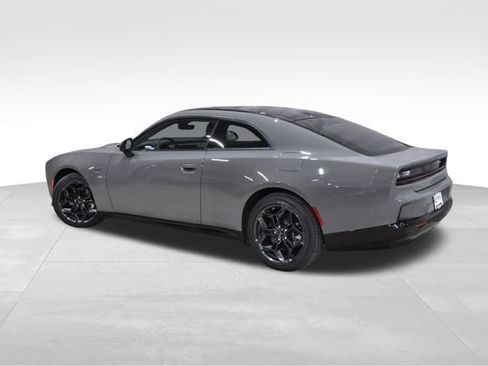 Used 2025 Dodge Charger R/T w/ Quick Order Package 25M R/T image 7