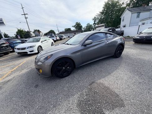 Used 2010 Hyundai Genesis 2.0T RWD image 57