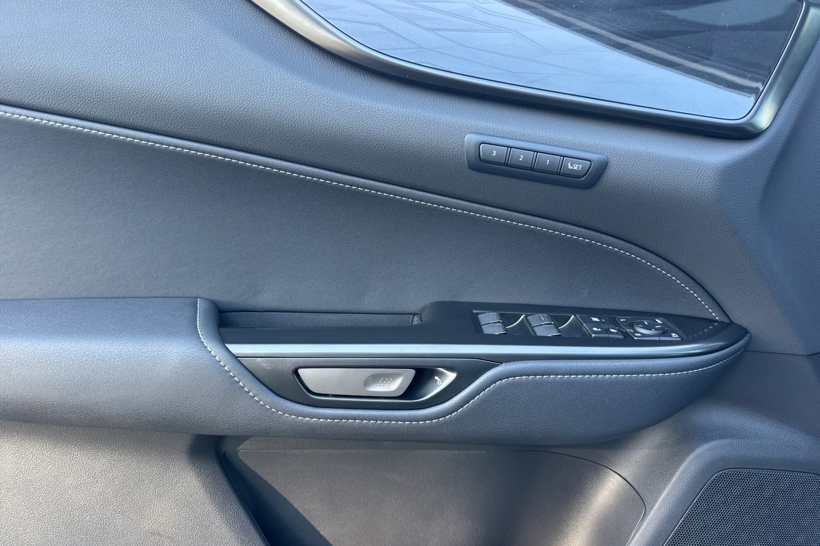 New 2026 Lexus NX 350 AWD w/ Accessory Package (Z1) image 8