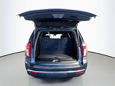 Used 2021 Chevrolet Tahoe Premier w/ Premium Package image 28