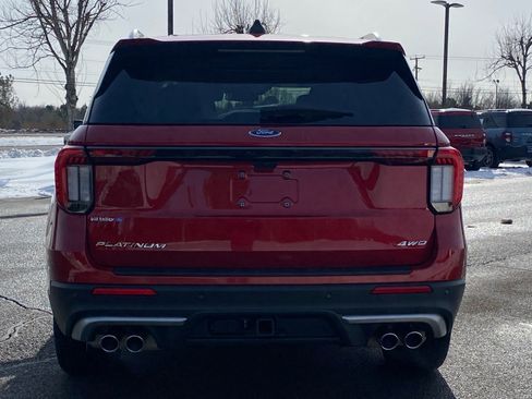 Certified 2025 Ford Explorer Platinum w/ Ultimate Package image 5