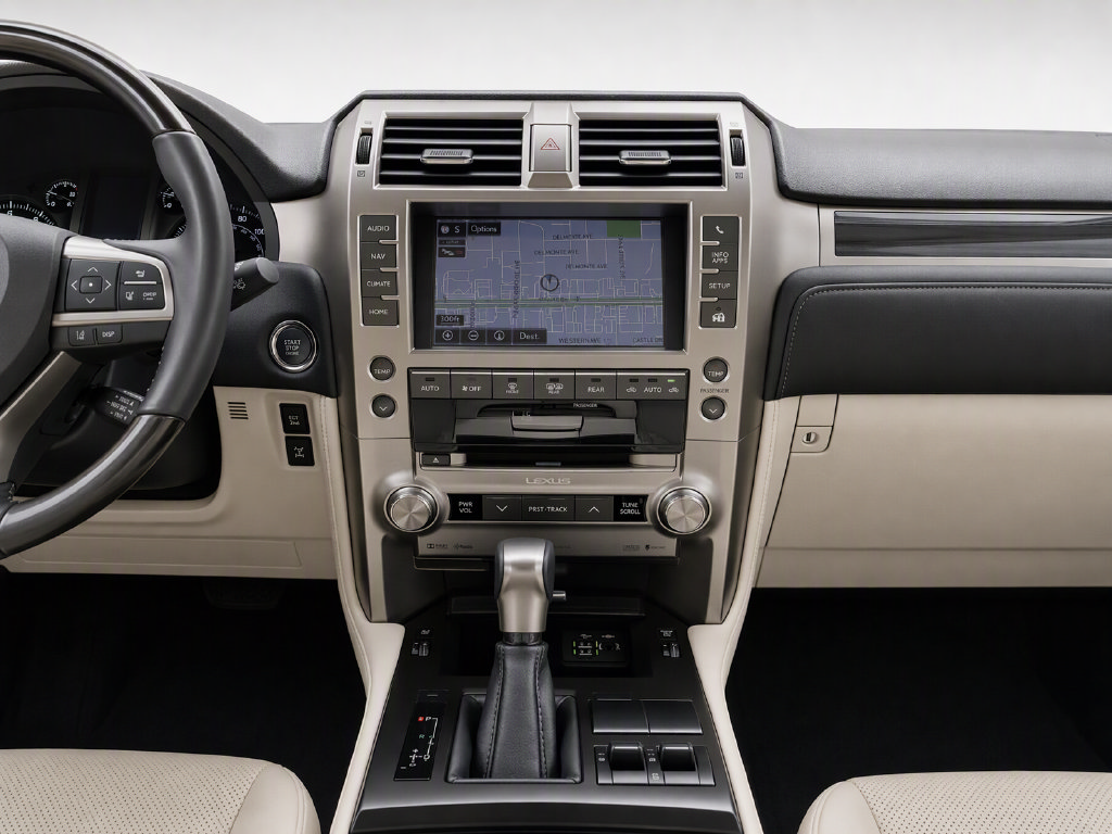 Used 2021 Lexus GX 460 Premium w/ Accessory Package AWD/4WD image 10