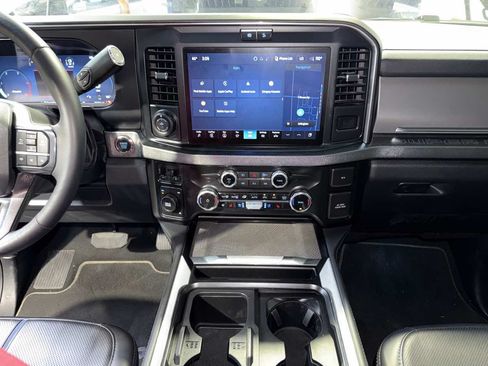 Used 2025 Ford F350 Platinum w/ FX4 Off-Road Package AWD/4WD image 19
