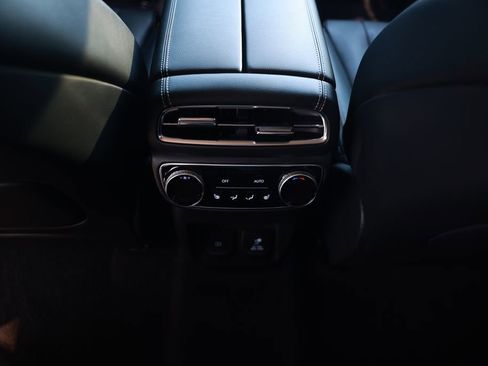 Used 2024 Genesis GV80 3.5T AWD/4WD image 32