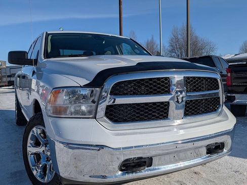 Used 2022 RAM 1500 Classic SLT w/ Protection Group AWD/4WD image 1