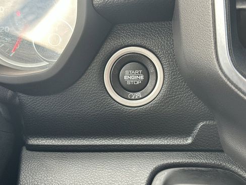 Used 2024 RAM 2500 Big Horn w/ Bed Utility Group image 20