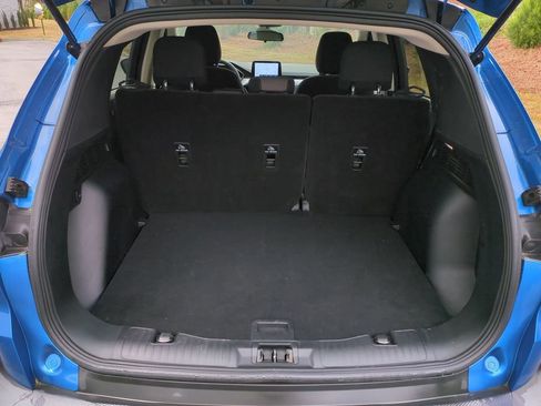 Used 2020 Ford Escape SE image 13