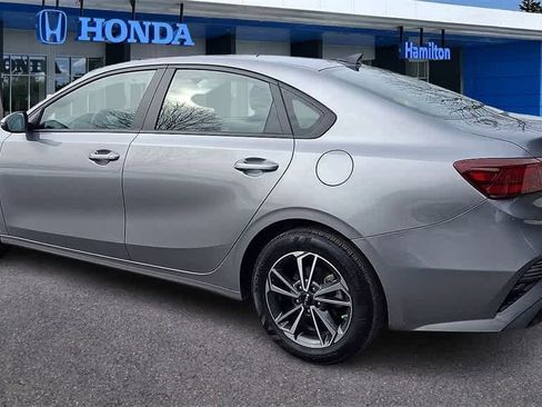 Used 2023 Kia Forte LXS w/ LXS Technology Package image 6