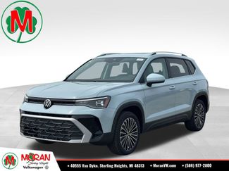 Used 2026 Volkswagen Taos SE FWD video 1