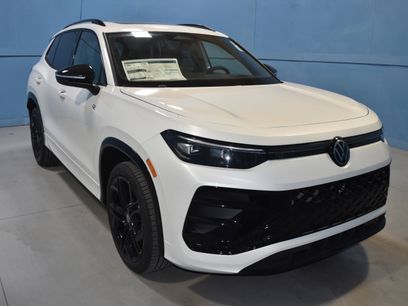 New 2026 Volkswagen Tiguan SE R-Line