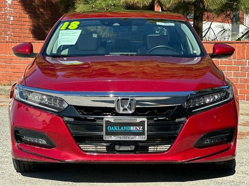 Used 2018 Honda Accord Touring image 9
