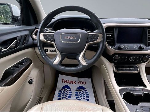 Used 2023 GMC Acadia Denali w/ Denali Technology Package AWD/4WD image 5