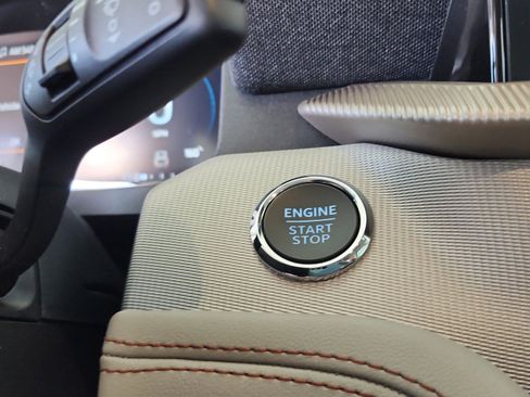 New 2026 Ford Explorer Active w/ Active Comfort Package image 32