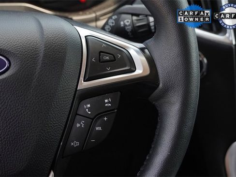 Used 2024 Ford Edge Titanium image 29