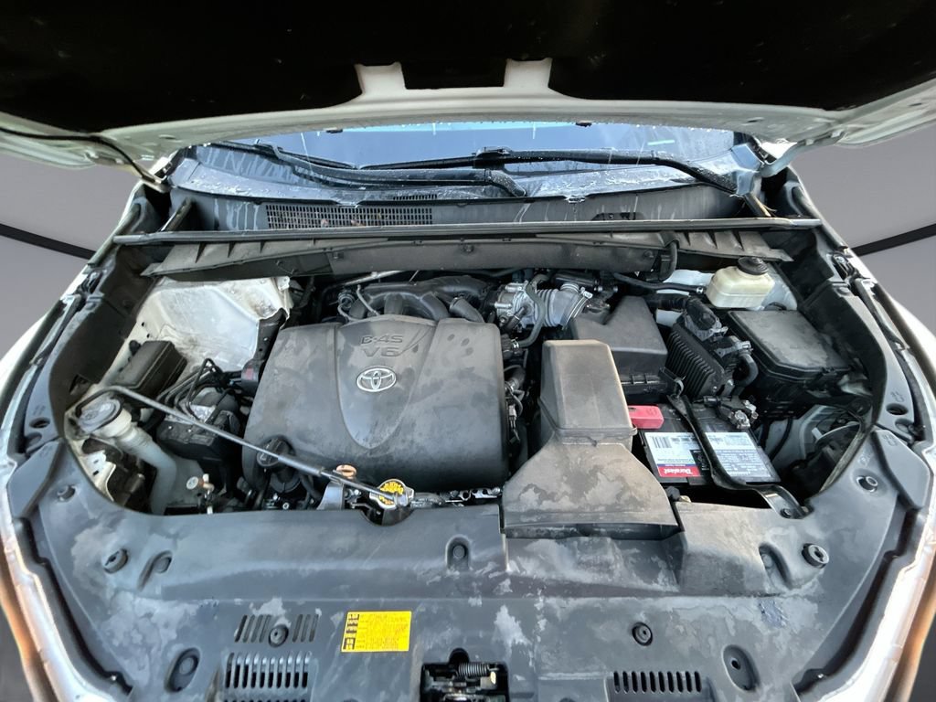 Used 2017 Toyota Highlander Plus FWD image 31