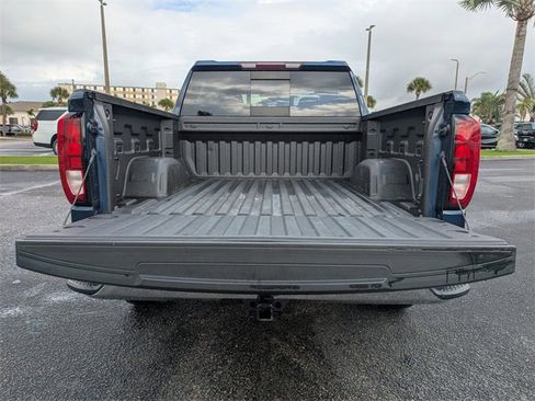 Used 2021 GMC Sierra 1500 SLE w/ Preferred Package image 15