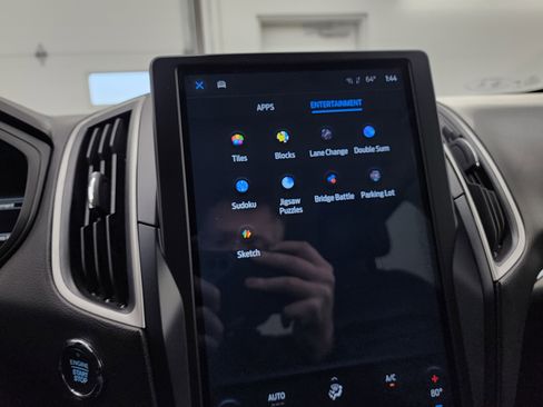 Used 2022 Ford Edge SEL image 42