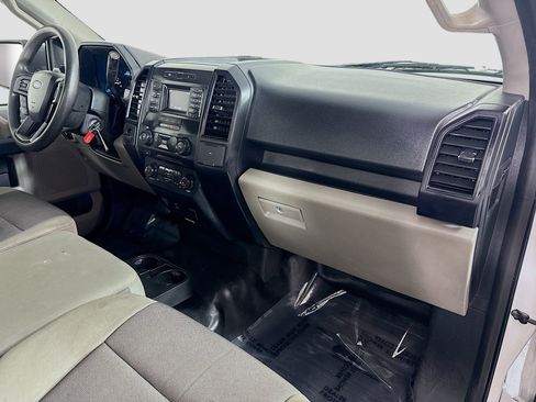 Used 2017 Ford F150 XL w/ Equipment Group 101A Mid image 25