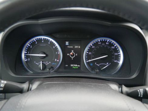 Certified 2019 Toyota Highlander Limited image 28