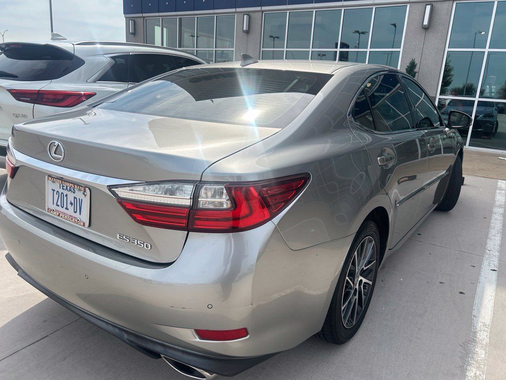 Used 2017 Lexus ES 350 FWD image 4
