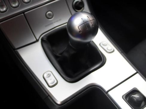 Used 2007 Chrysler Crossfire Coupe image 11