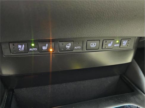 Used 2023 Lexus ES 300h F Sport w/ Accessory Package (Z2) FWD image 17
