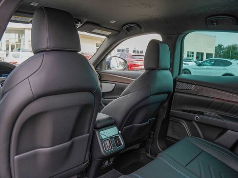 New 2026 Maserati Grecale Modena image 22