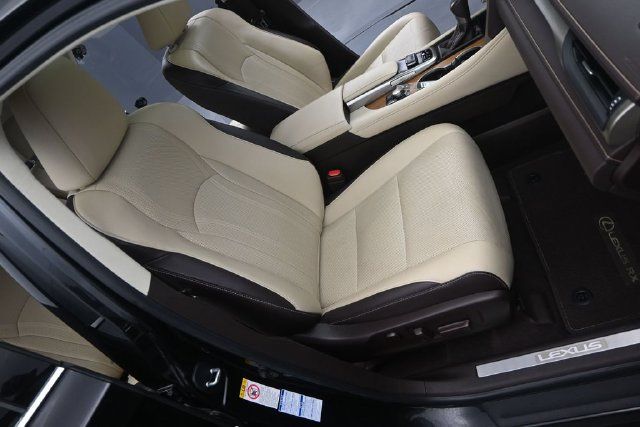 Used 2019 Lexus RX 350 AWD w/ Navigation Package image 17