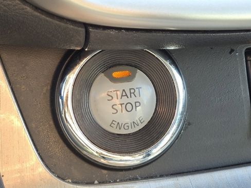 Used 2017 Nissan Murano SL image 12