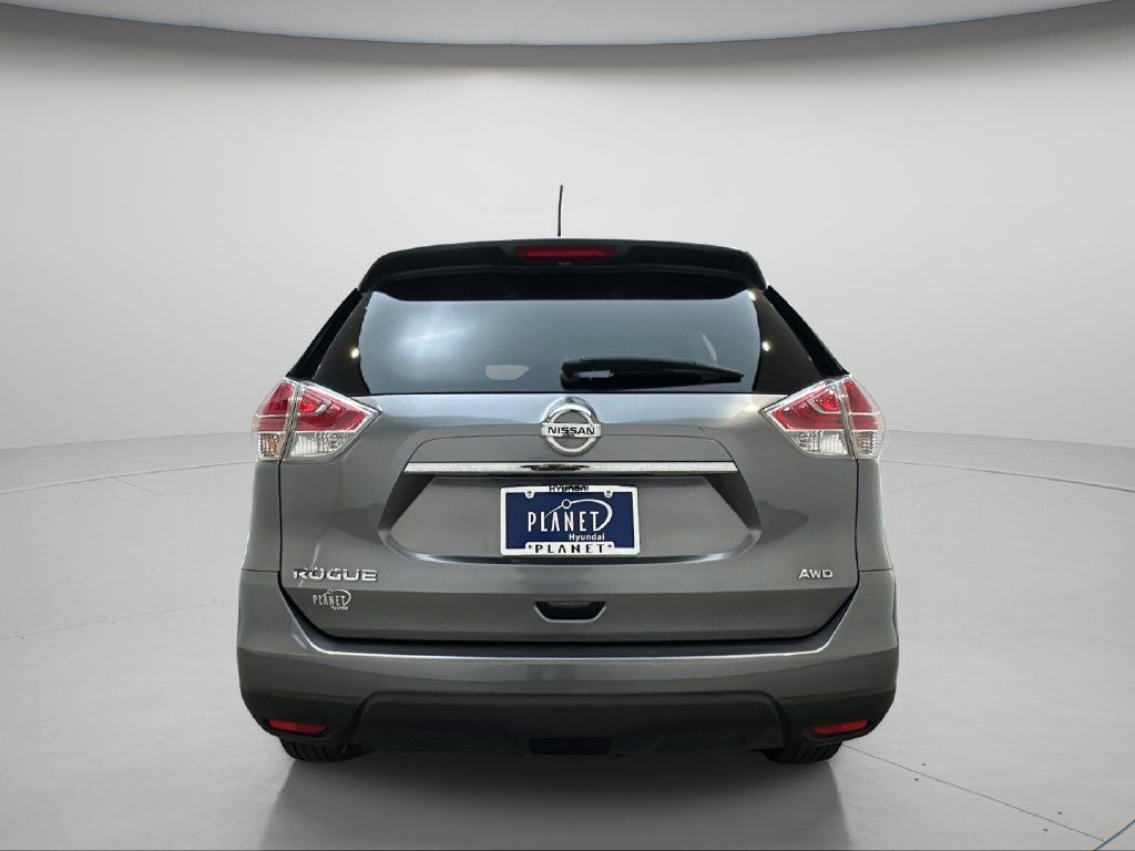 Used 2016 Nissan Rogue S w/ Appearance Package AWD/4WD image 6