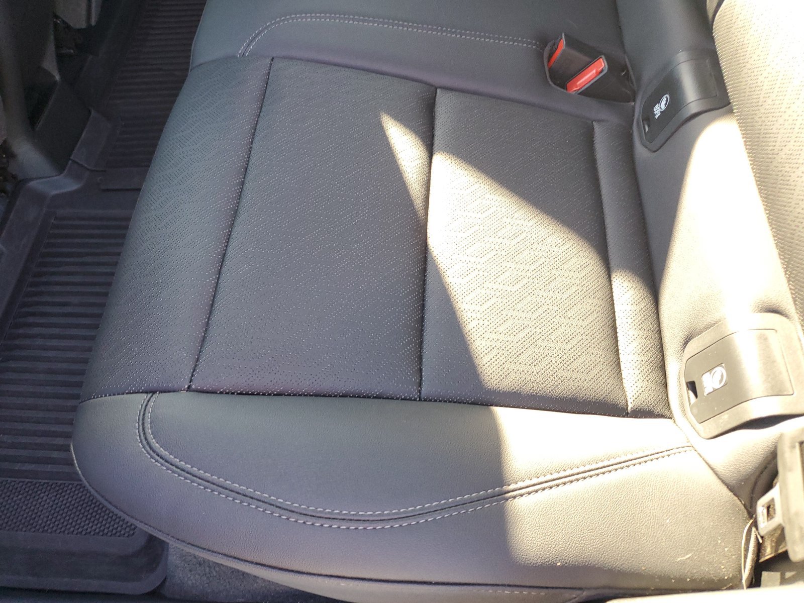 Used 2025 Chevrolet Equinox LT w/ Convenience Package II FWD image 14
