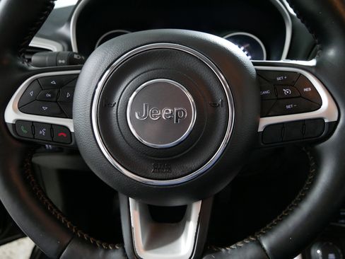 Used 2018 Jeep Compass Latitude w/ Popular Equipment Group image 25