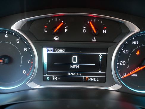 Used 2019 Chevrolet Traverse LT w/ LPO, Blackout Package AWD/4WD image 21