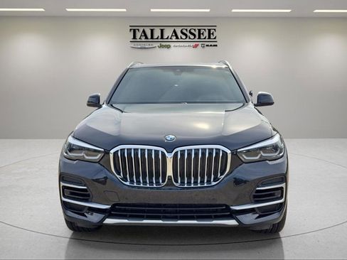 Used 2023 BMW X5 xDrive40i w/ Premium Package image 2