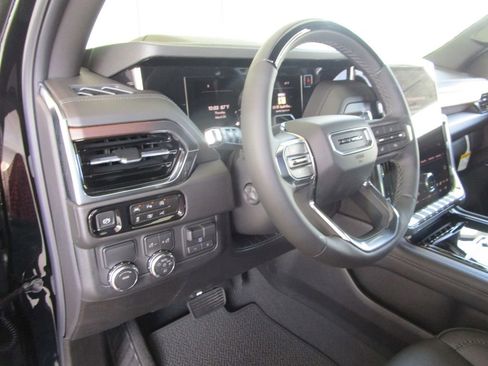 New 2026 GMC Yukon Denali w/ Denali Reserve Package image 24