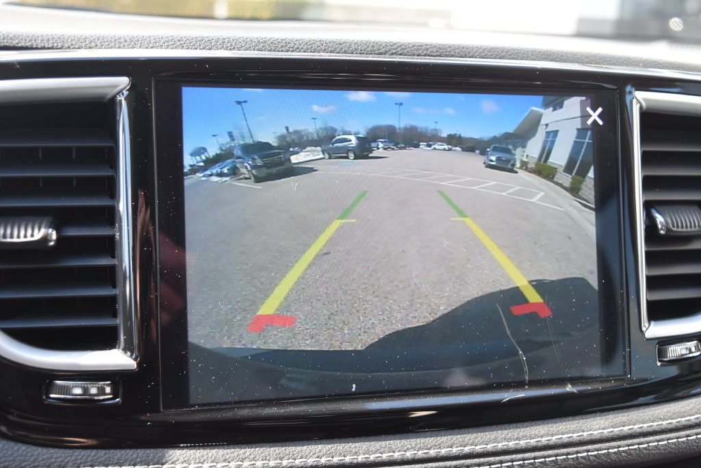 Used 2023 Chrysler Pacifica Limited FWD image 15