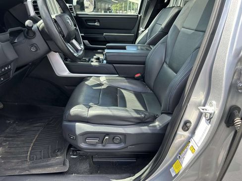 Used 2024 Toyota Tundra Platinum AWD/4WD image 17