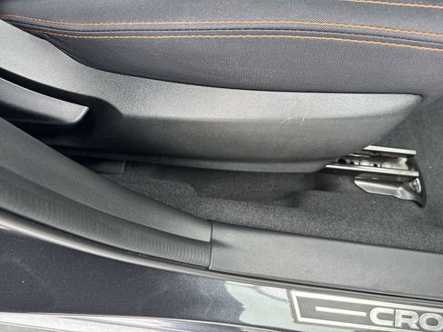 Used 2018 Subaru Crosstrek 2.0i Premium AWD/4WD image 43