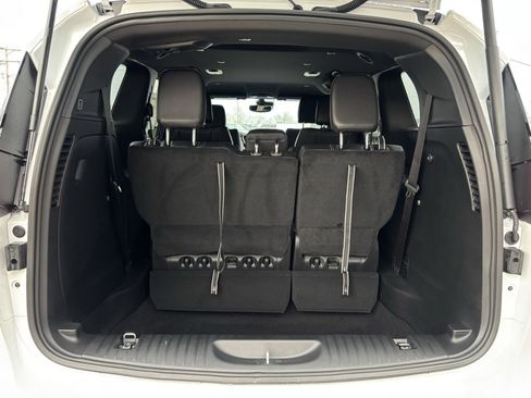New 2026 Chrysler Pacifica Select image 35
