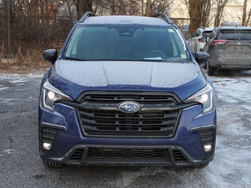 Used 2026 Subaru Ascent Premium image 2
