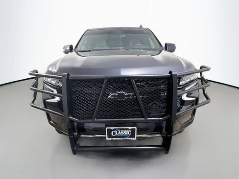 Used 2023 Chevrolet Tahoe Z71 AWD/4WD image 2