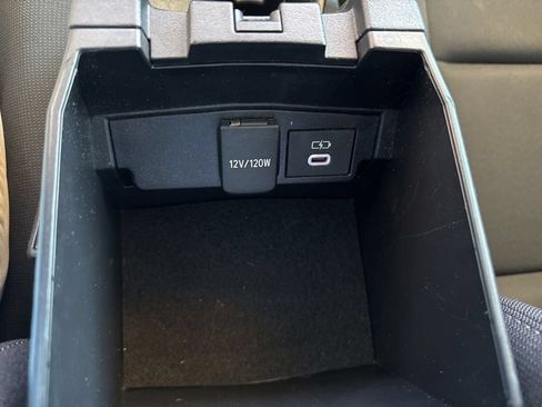 Used 2024 Toyota Corolla LE FWD image 26