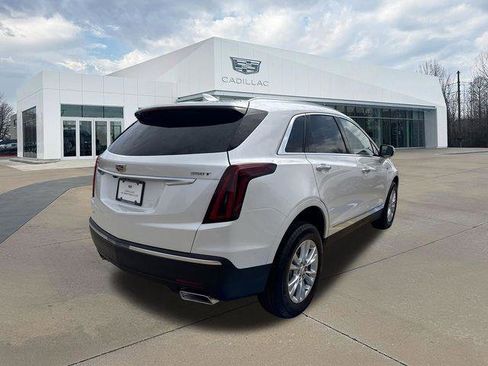 New 2026 Cadillac XT5 Luxury image 3