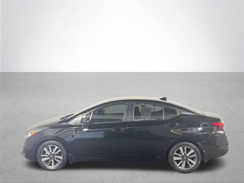 Used 2020 Nissan Versa SV FWD image 9
