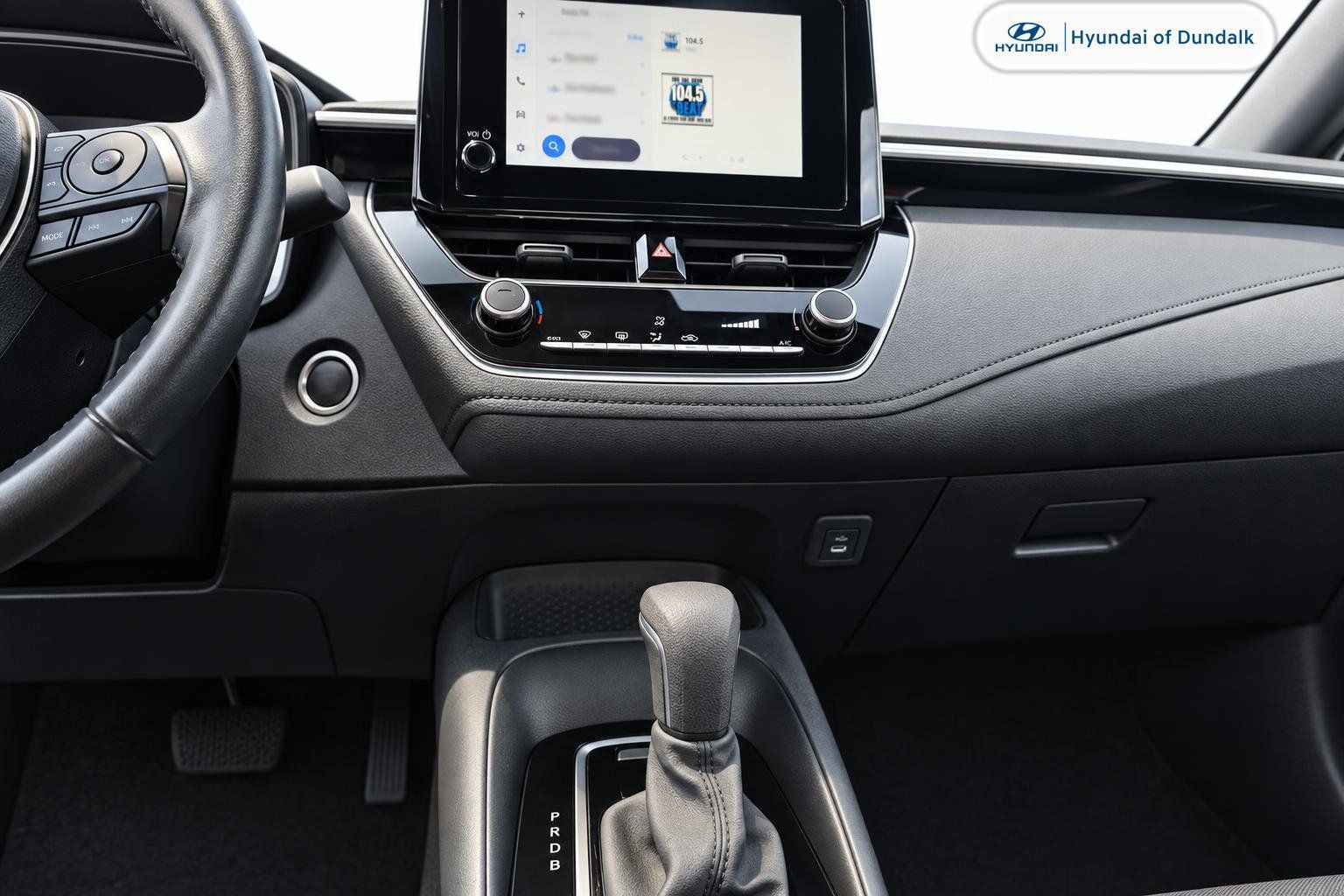 Used 2025 Toyota Corolla SE FWD image 11