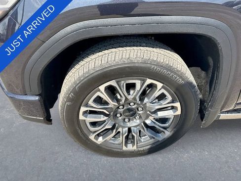 Used 2025 GMC Sierra 1500 Denali Ultimate AWD/4WD image 10