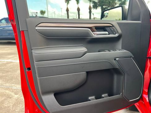 New 2026 Chevrolet Silverado 1500 LT w/ Texas Edition Plus RWD image 24