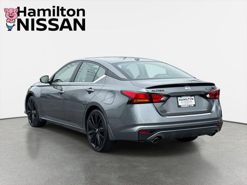Used 2022 Nissan Altima 2.5 SR w/ Midnight Edition Package image 4