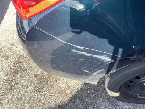 Used 2018 Toyota Corolla LE FWD image 25